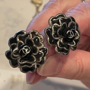 Chanel CC Black Enamel Camellia Silver Clip ons